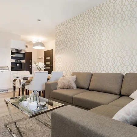 شقة Maybesea Polanki Park Premium