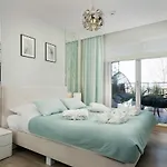 Maybesea Polanki Park Premium 코워브제크