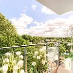 Maybesea Polanki Park Premium