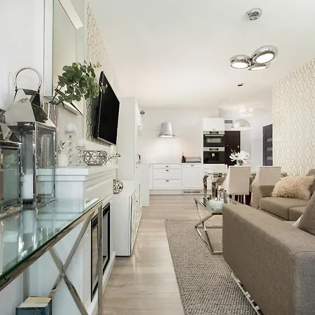 Maybesea Polanki Park Premium Appartement
