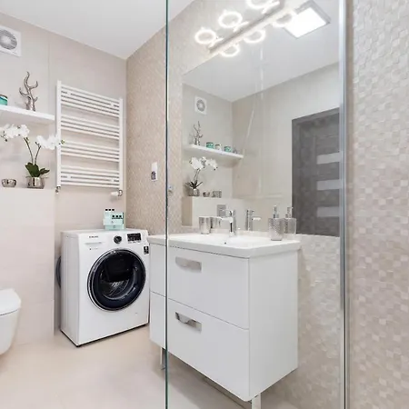 Appartamento Maybesea Polanki Park Premium Kołobrzeg