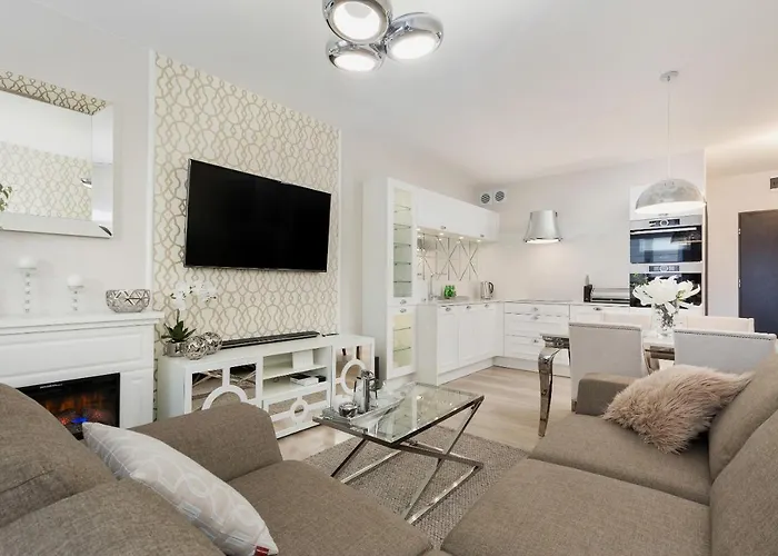 Maybesea Polanki Park Premium Apartment