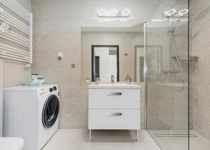 Maybesea Polanki Park Premium Apartment *