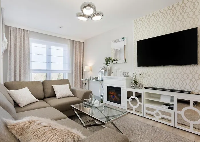 Maybesea Polanki Park Premium Apartment