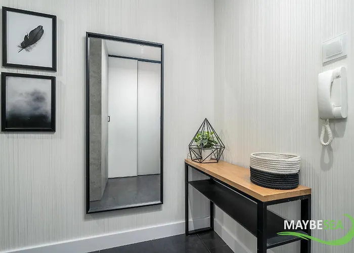 Maybesea Polanki Park Premium